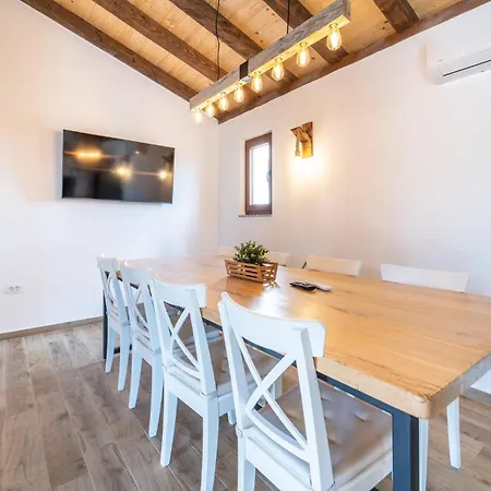 Cozy In Glavica With Kitchen * Donje Rastane